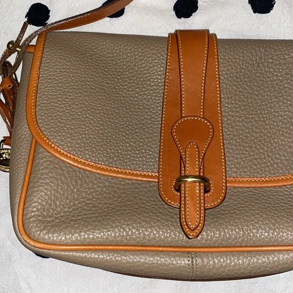 Dooney & Bourke Crossbody Bag - Picture 4 of 9